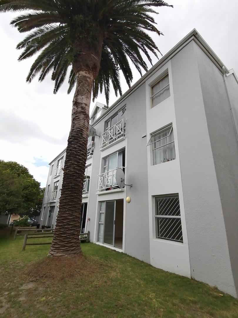 2 Bedroom Property for Sale in Claremont Western Cape